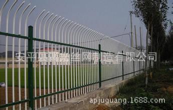 鋅鋼護(hù)欄網(wǎng)廠家直銷 打造安全美觀的陽臺(tái)防護(hù)屏障